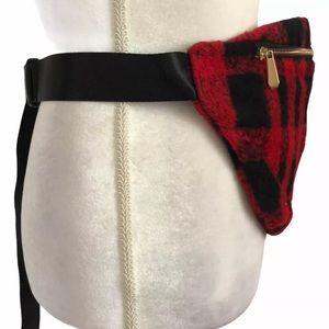 Reason Brand fanny pack plead fleece adjustable strap red & black zip lined NWOT
